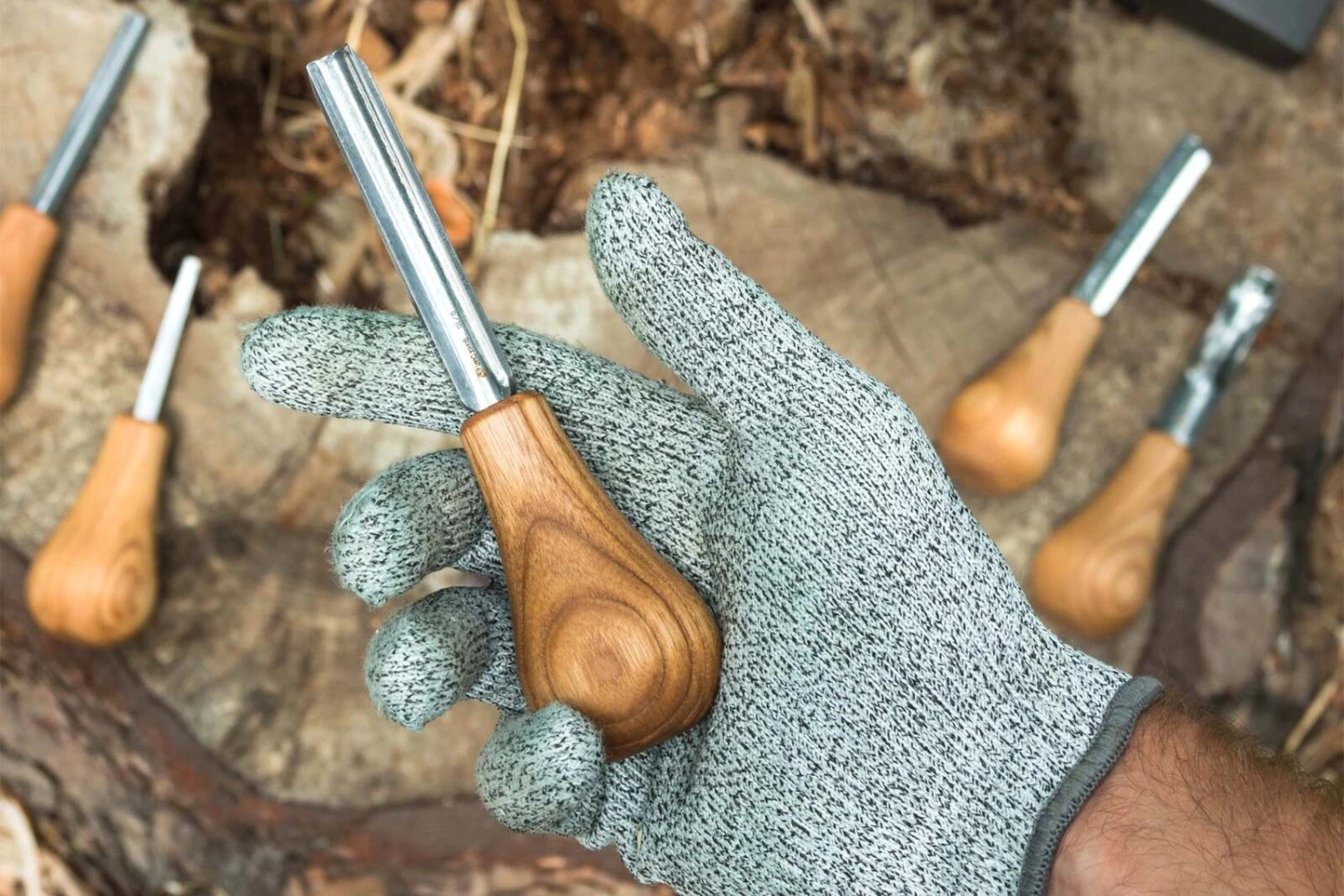 BeaverCraft SC05 – Wood Carving Palm Chisel Set (6 Tools) 4 BeaverCraft SC05 – Wood Carving Palm Chisel Set (6 Tools) - Image 2